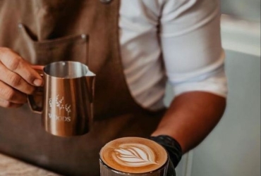 Khám phá nghệ thuật pha chế cà phê: Đào tạo Barista chuyên nghiệp