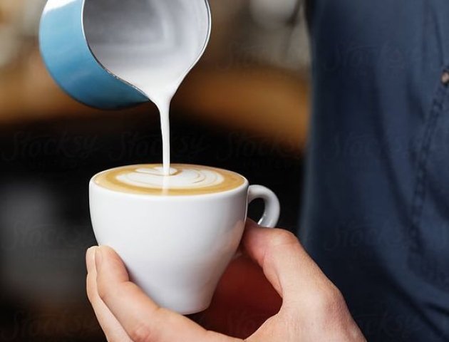 Tận hưởng trải nghiệm cà phê chuyên nghiệp: Đào tạo Barista và những bí quyết pha chế hấp dẫn