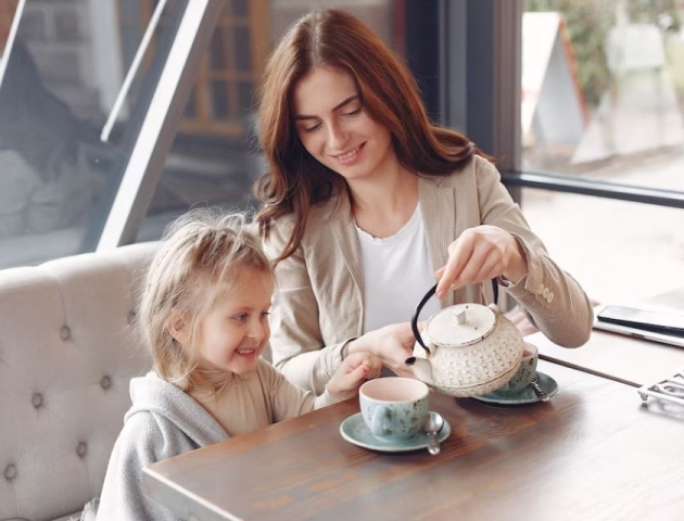 Thưởng thức cà phê, trò chơi và món ăn ngon tại Kid Cafe