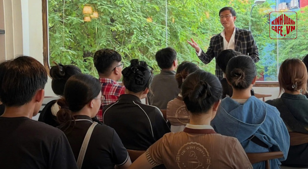 Đào tạo nhân sự trước khi vận hành quán cafe