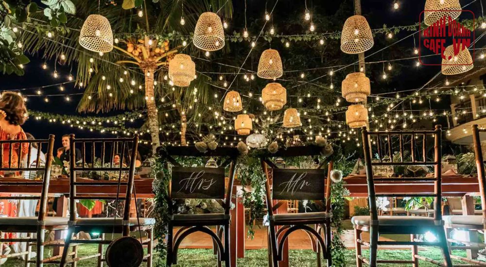 Đèn trang trí quán cafe sân vườn, ngoài trời thoáng mát