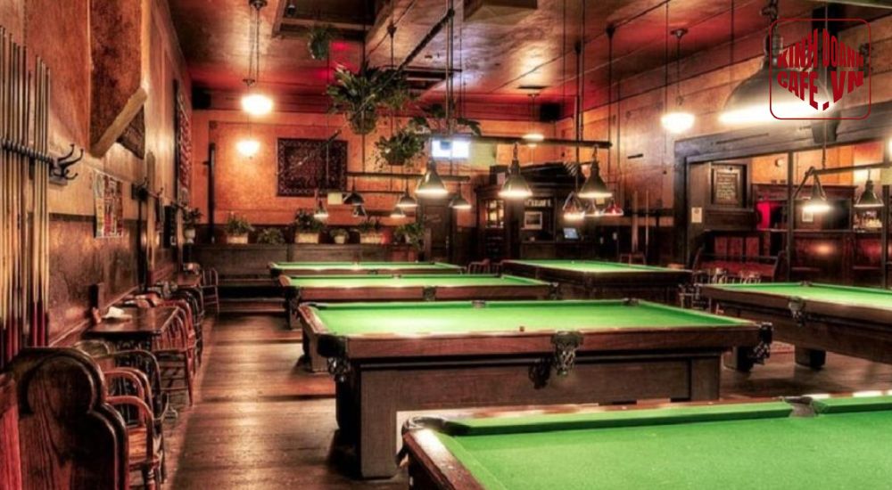 Mẫu quán cafe bida phong cách retro với màu sắc ấm áp