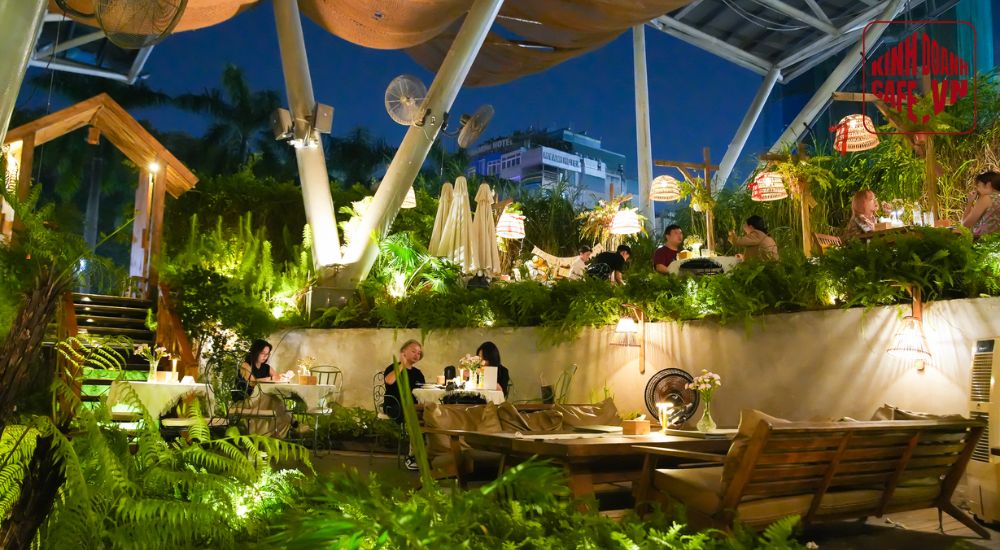 DaybyDay – Kitchen & Bar – Phong cách hiện đại hòa cùng không gian xanh