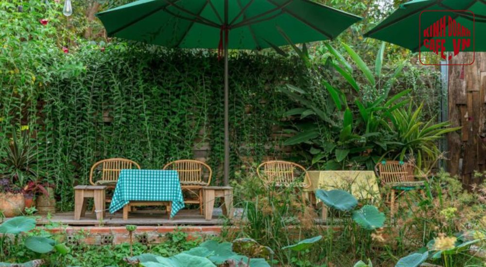 Ngỡ Cafe – Sân vườn xanh mát như khu rừng thu nhỏ