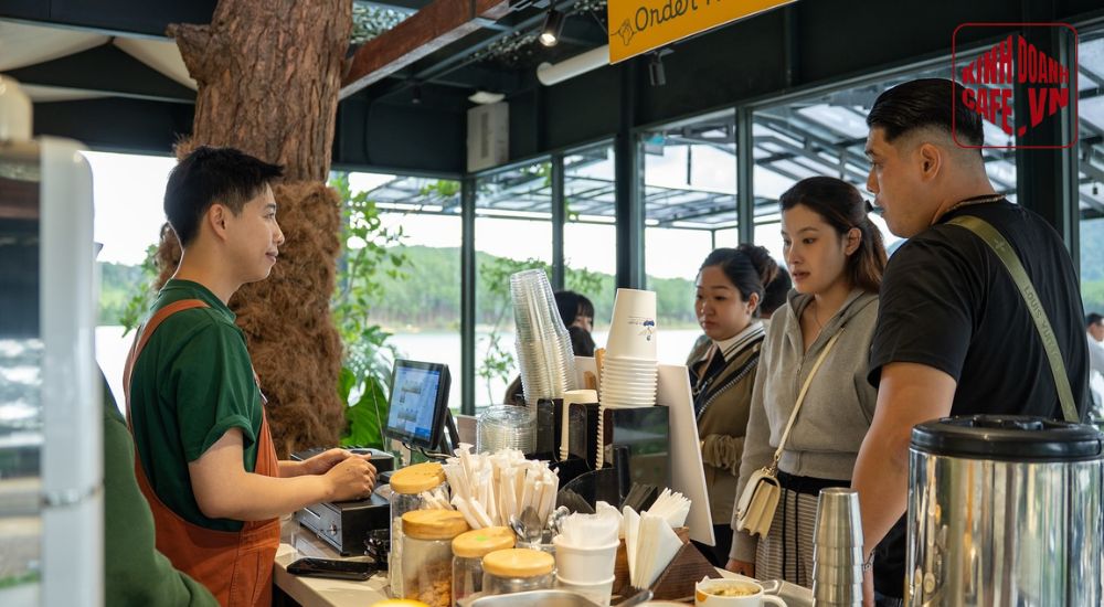 Giữ gìn vệ sinh và an toàn lao động là ưu tiên hàng đầu