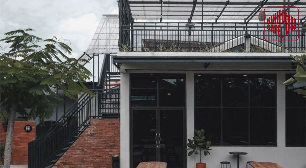 Quán cafe mặt tiền 4m bằng khung thép tiền chế