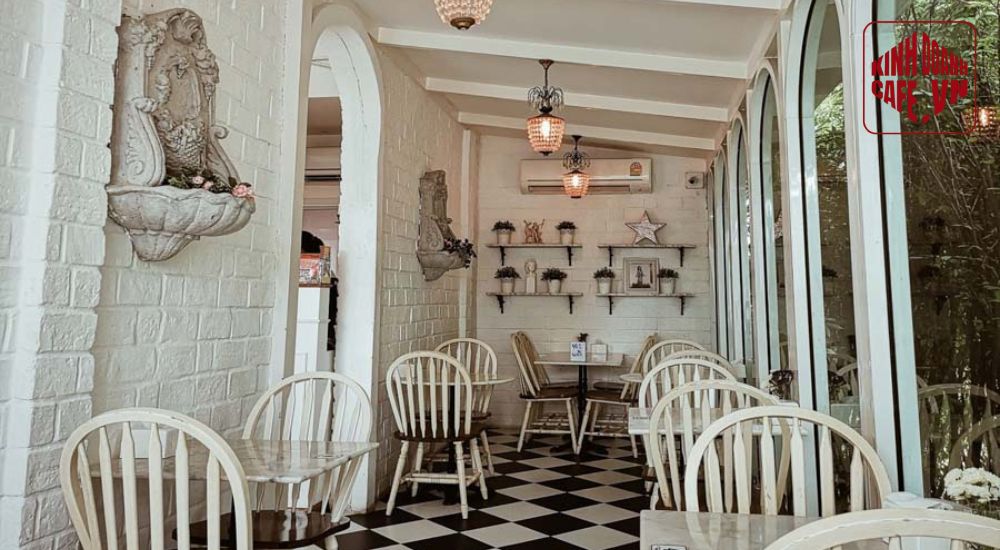 Thiết kế quán cafe mặt tiền 4m phong cách Châu Âu