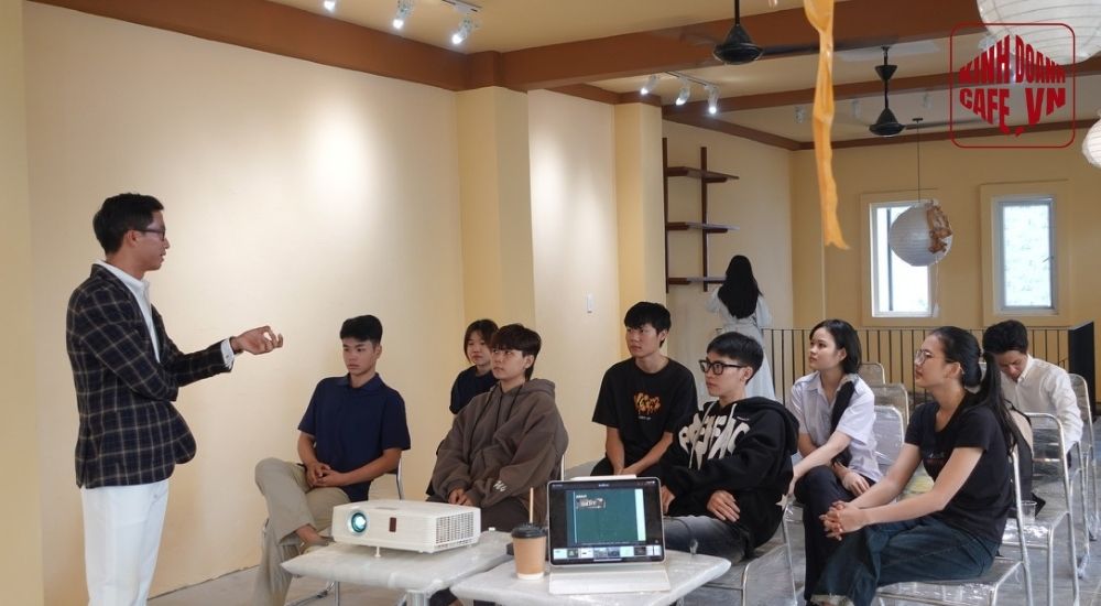 Quy trình vận hành nhân sự quán cafe là yếu tố quan trọng để việc quản lý trở nên dễ dàng hơn