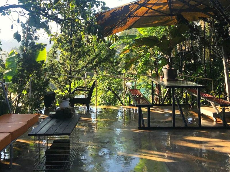 Barn Cafe & Homestay in Da Lat 